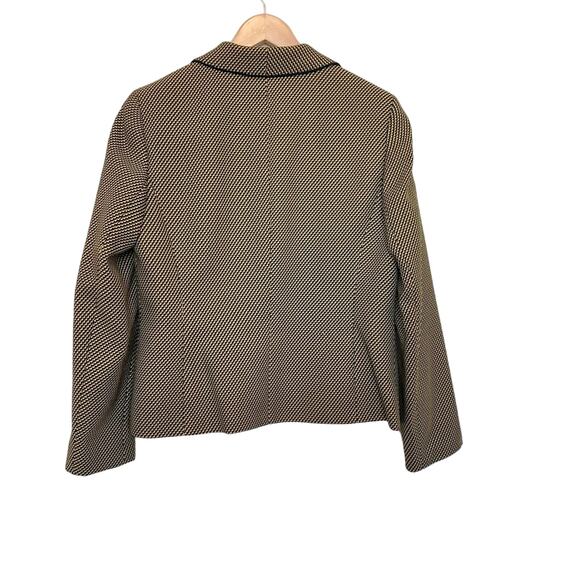 Kasper Black and Tan Blazer - Picture 4 of 10